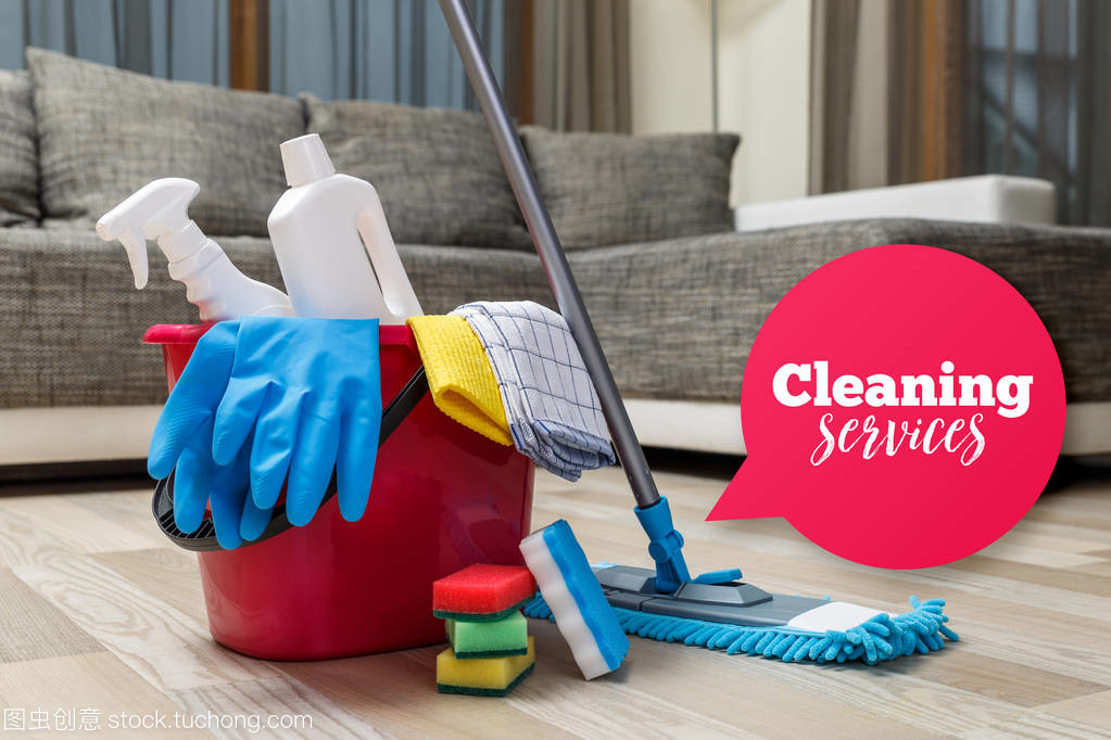 清洁服务的三大核心工具 海绵、化学品与拖把