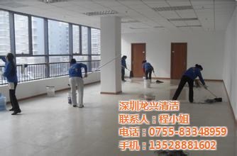 福永工厂开荒保洁价格解析 深圳龙兴清洁专业服务与家居装饰关联